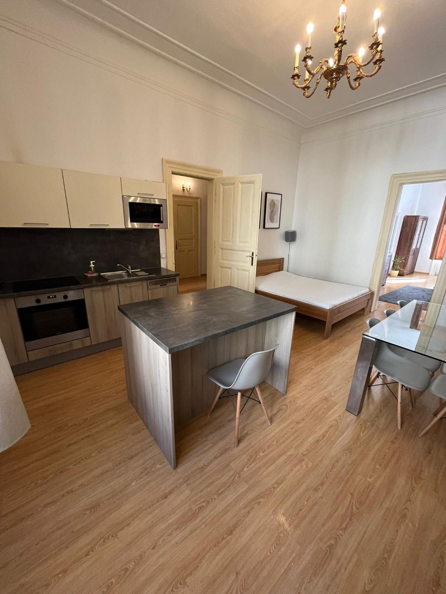 Kaprova - Old Town Apartments Prague Exterior photo