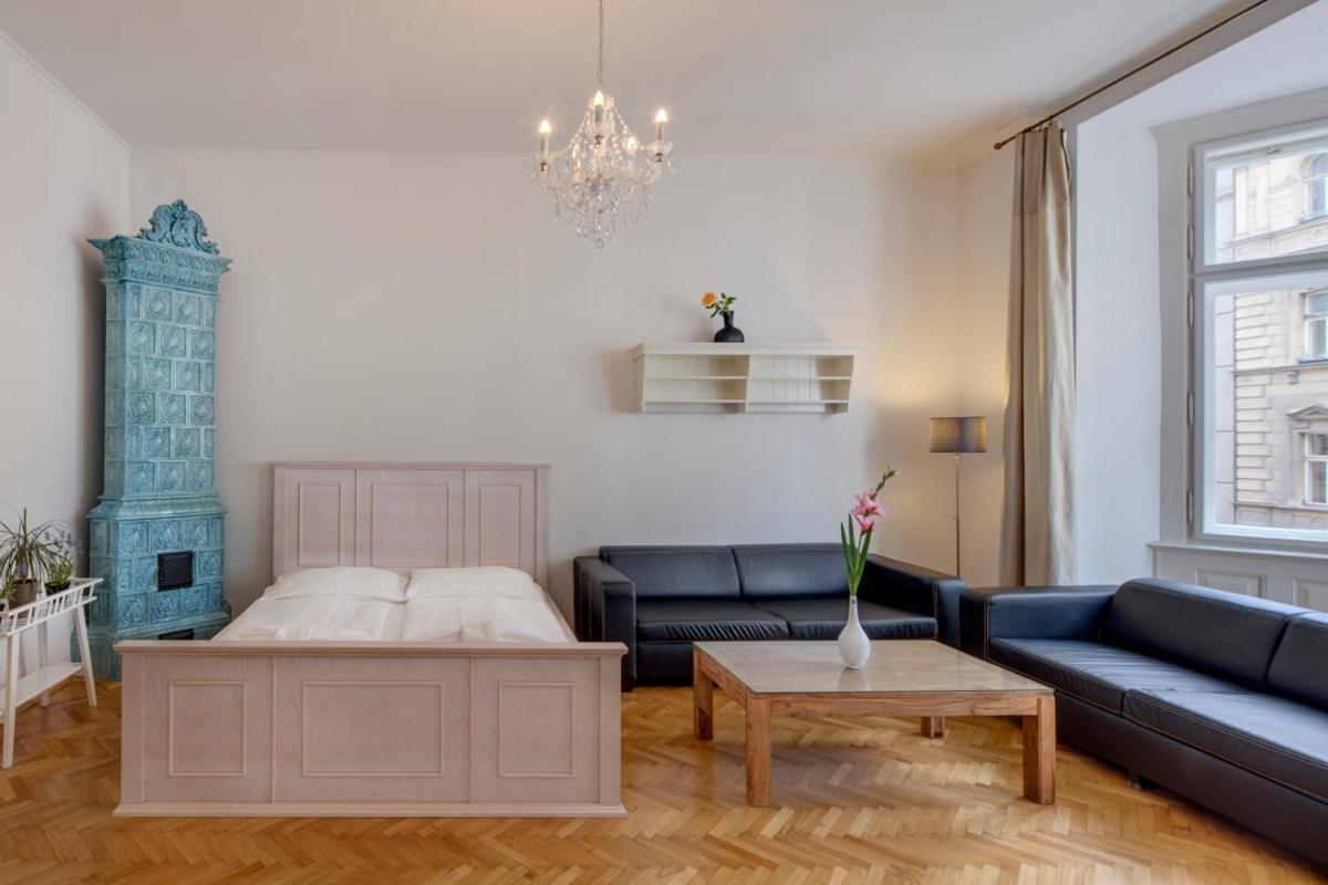Kaprova - Old Town Apartments Prague Exterior photo